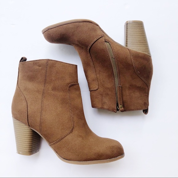 Madden Girl Shoes - Brown Suede Ankle Booties Sz 8